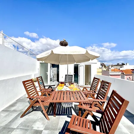 Laila Summer Escape By Gt House *